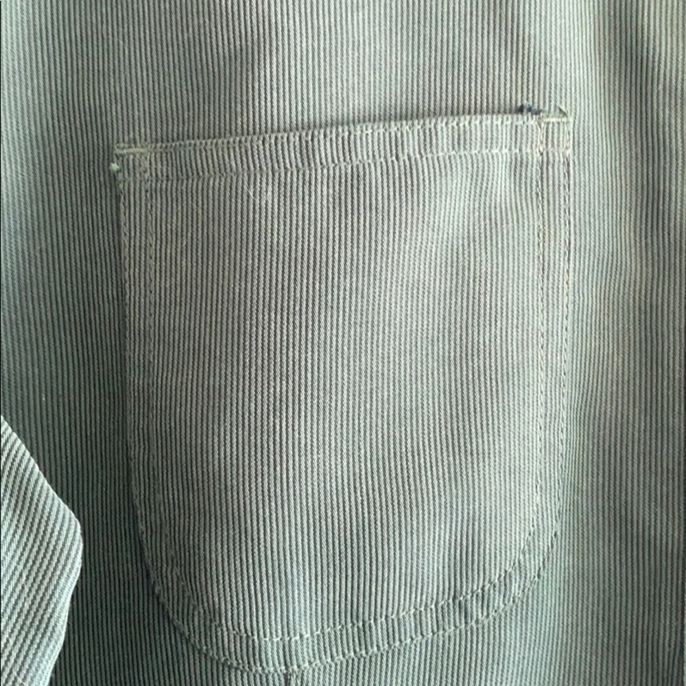 Liz Claiborne long sleeve